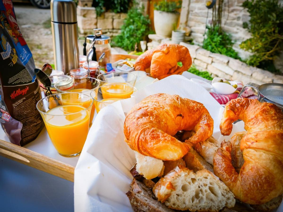 Le Bois De Laval Acomodação com café da manhã Marey-les-Fussey Exterior foto
